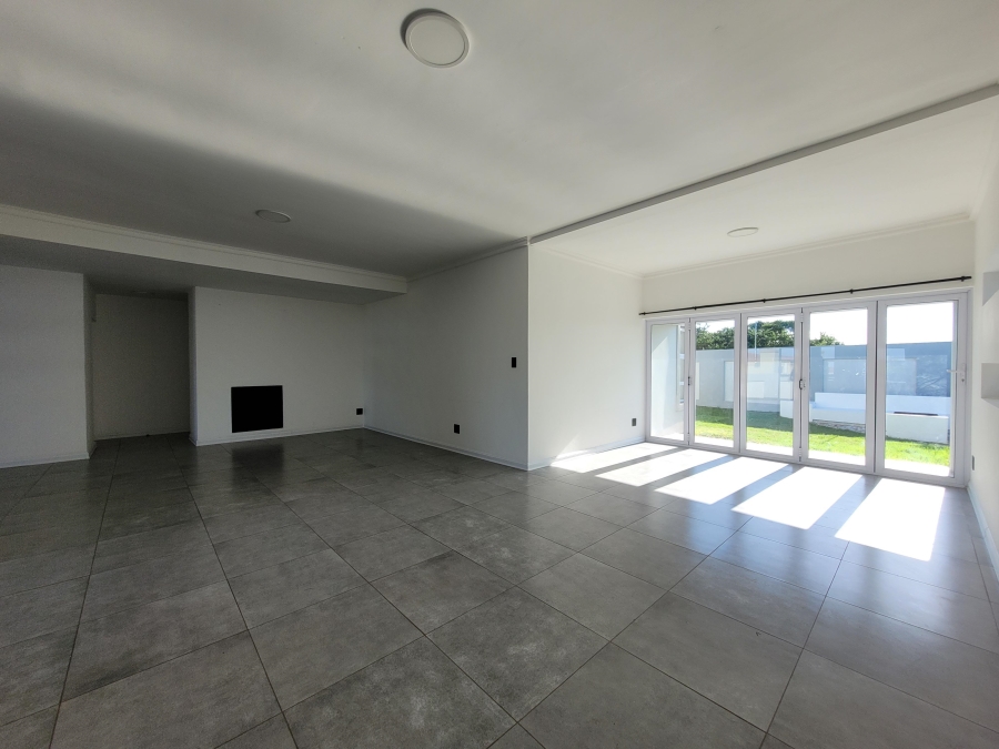 3 Bedroom Property for Sale in Aston Bay Eastern Cape